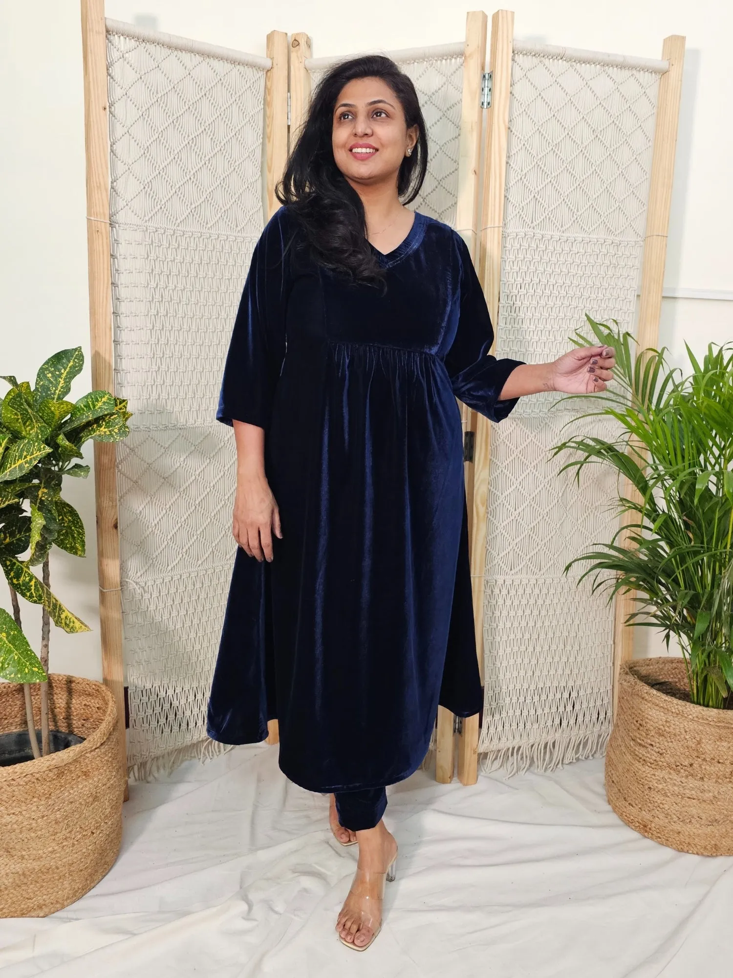 Blue Velvet Kurta Set with Pants