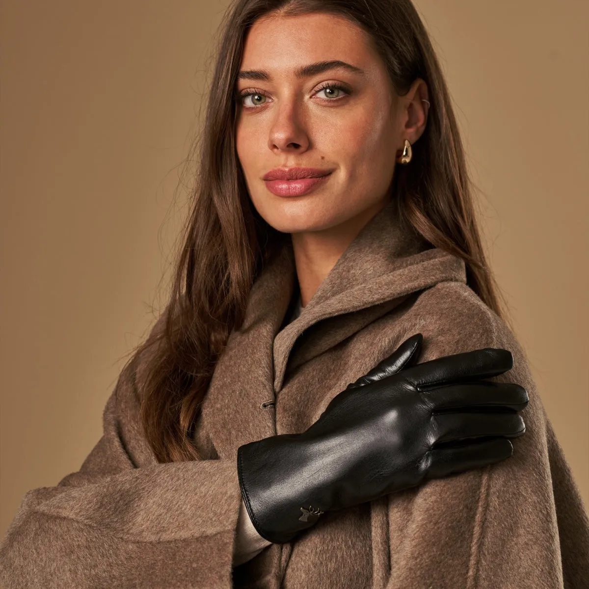 Luna - vegan leather gloves with fleece lining & touchscreen feature