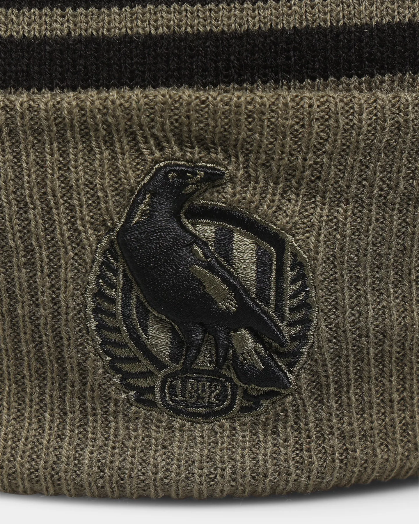 New Era Collingwood Magpies 'AFL '22 Olive' Pom Knit Beanie Green