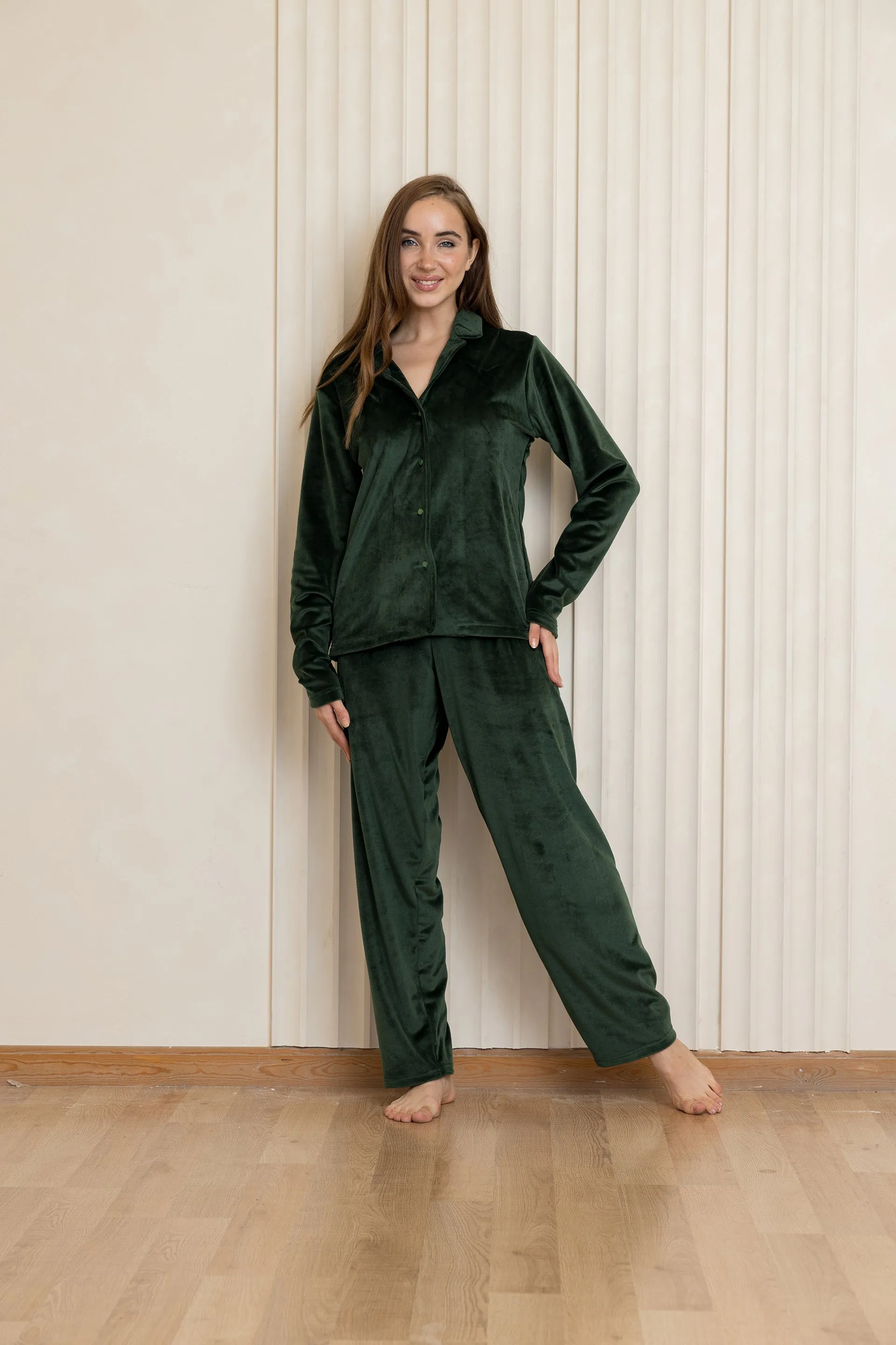 Velvet Luxe Winter Pajama Set - Emerald Green